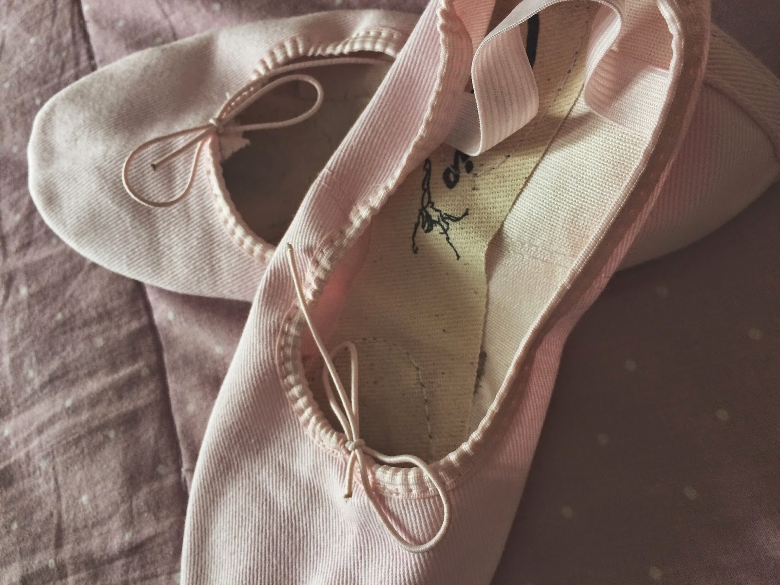 What's in my ballet bag? LifeLovers Bloglovin’